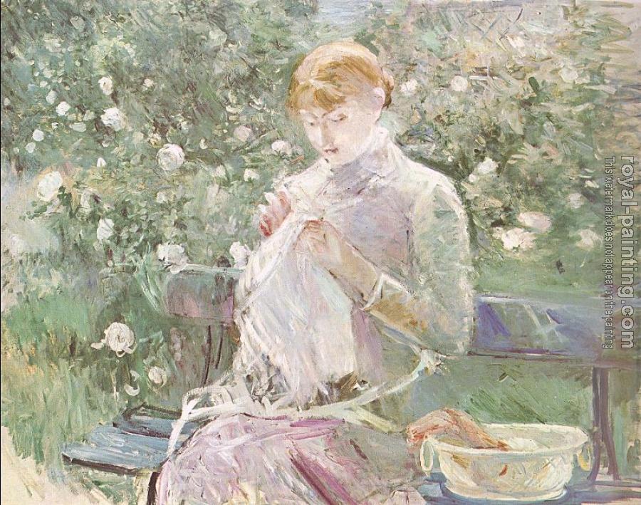 Berthe Morisot : Young Woman Sewing in a Garden